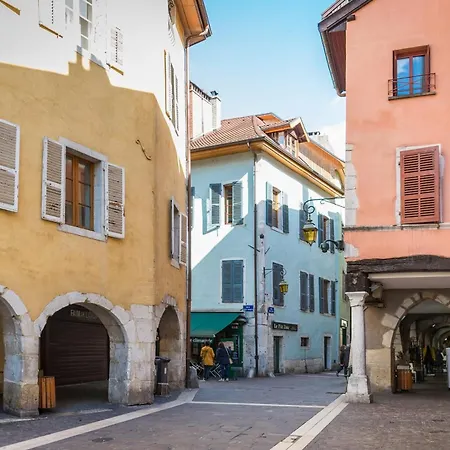 Le Parmelan - For 2 People In The Heart Of The Old Town * Annecy
